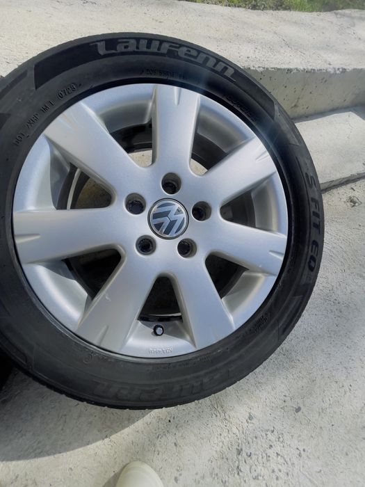 4 нр. гуми с джанти Голф 5,6