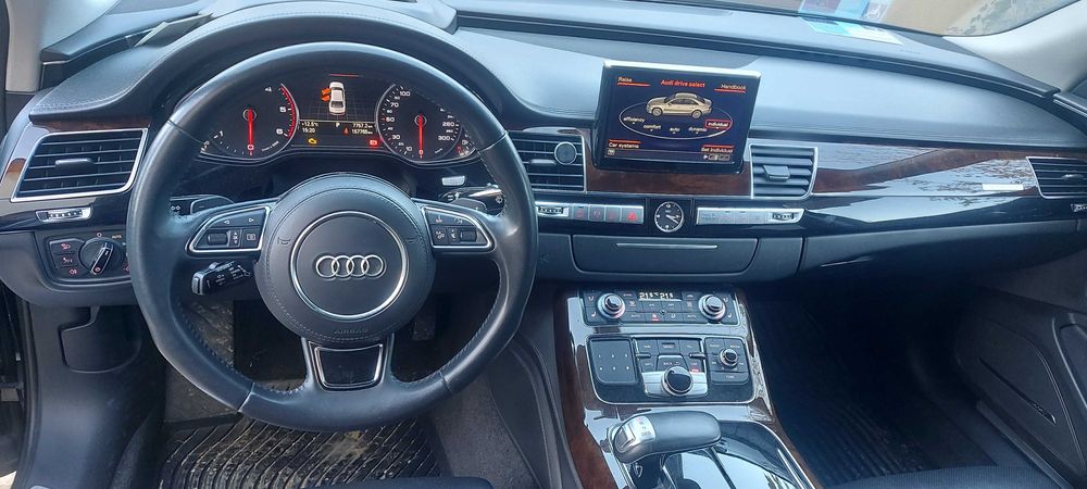 Audi A8 30TDI 174k km distronic+ night-vision head-up ventilatie masaj
