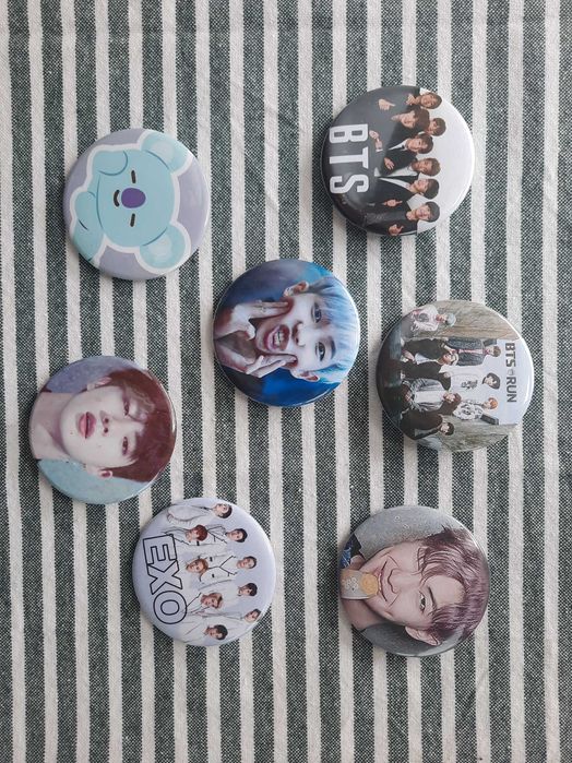 Значки kpop на бройка