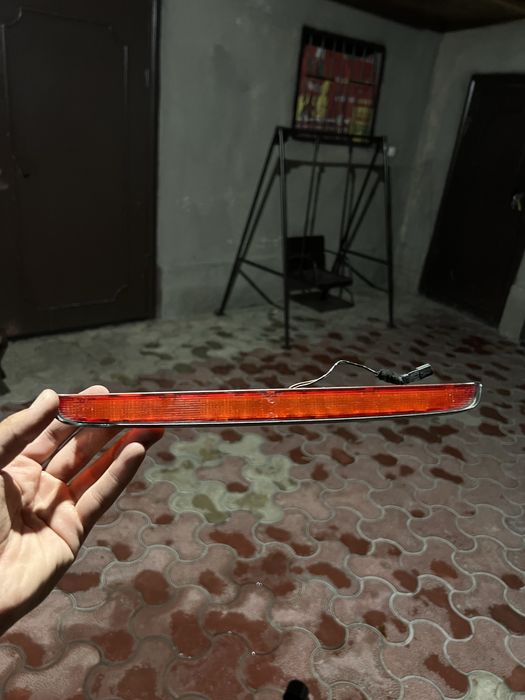 Продам запчасти на мерседес w210