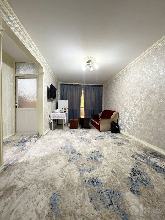 Рудакий кучаси 130 домда квартира сотилади