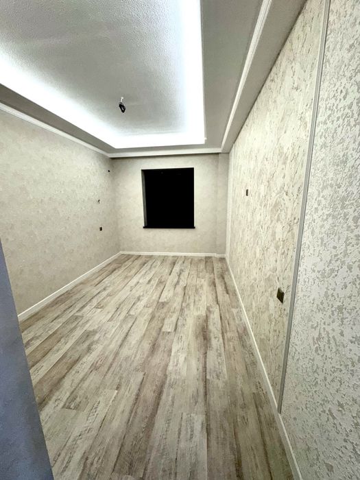 Новостройка дом сотилади 3/7/8  90 квадрат мехнат пости олдида