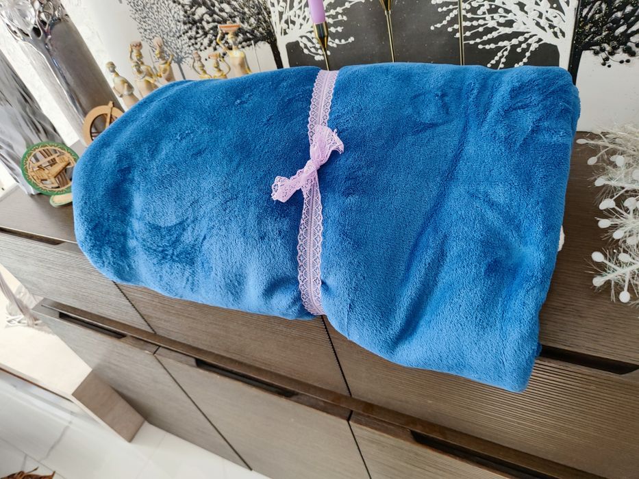 Продам плед флизовый-