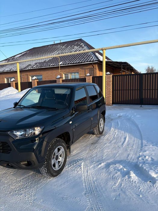 Продам  Нива тревал