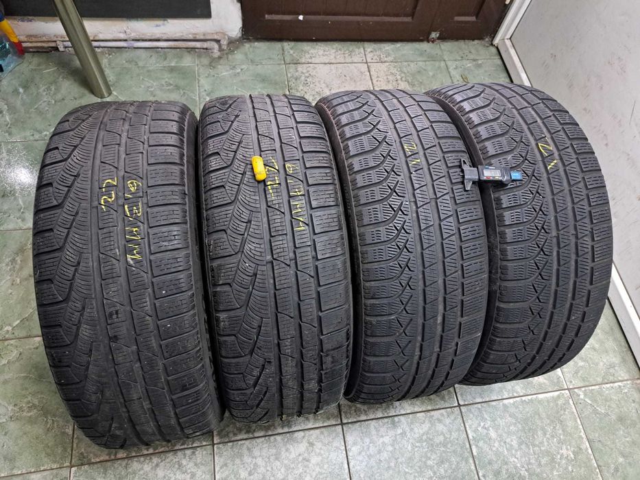 4 anvelope 235/50 R19 Pirelli