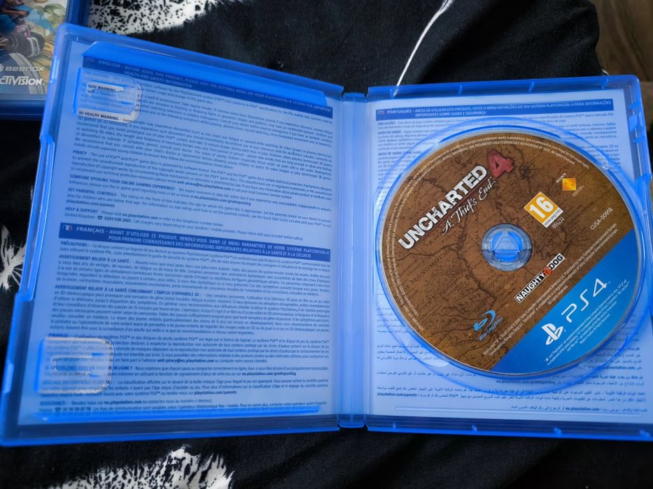 Jocuri PS 4 vând la bucata sau la set