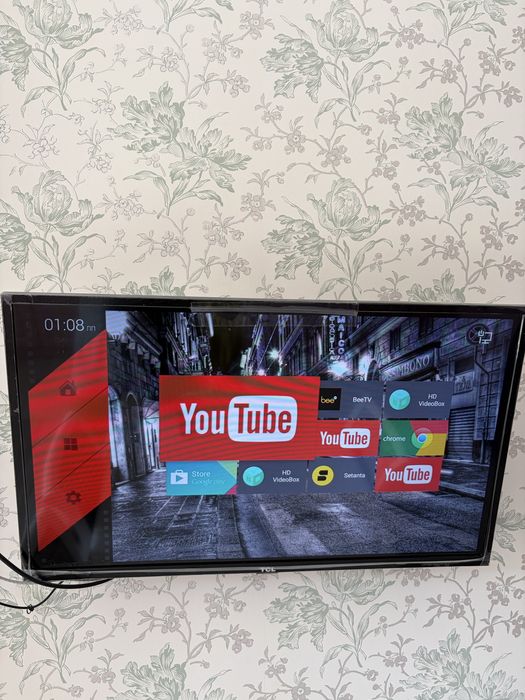 Продам телевизор TCL