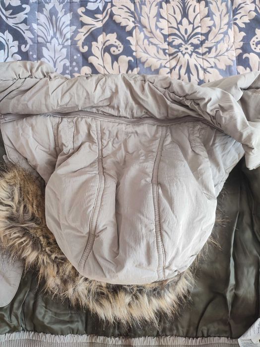 Зимно яке с качулка Pepe jeans