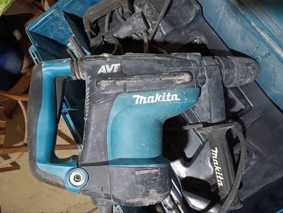 Перфоратор Makita HR4011c SDS max,Япония,габарит 455 мм,вес 123 кг