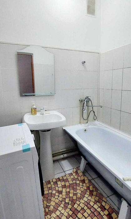 Посуточно трешка в районе Арай