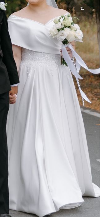 Продам красивое свадебное платье