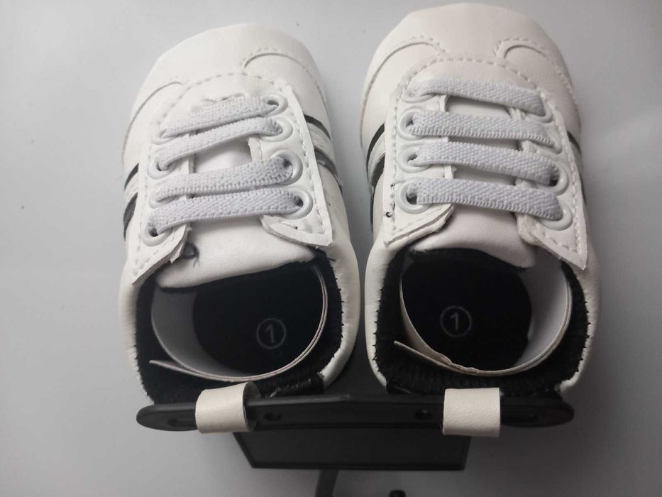 Бебешки буйки / обувки Lacoste