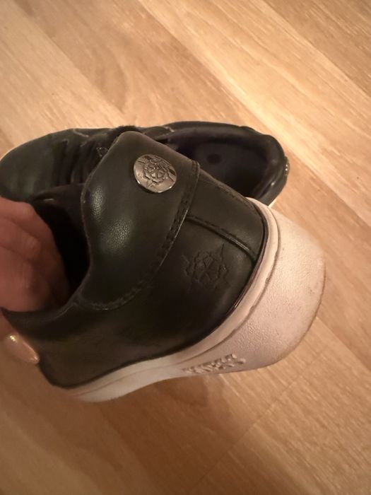 Дамски кецове Guess !