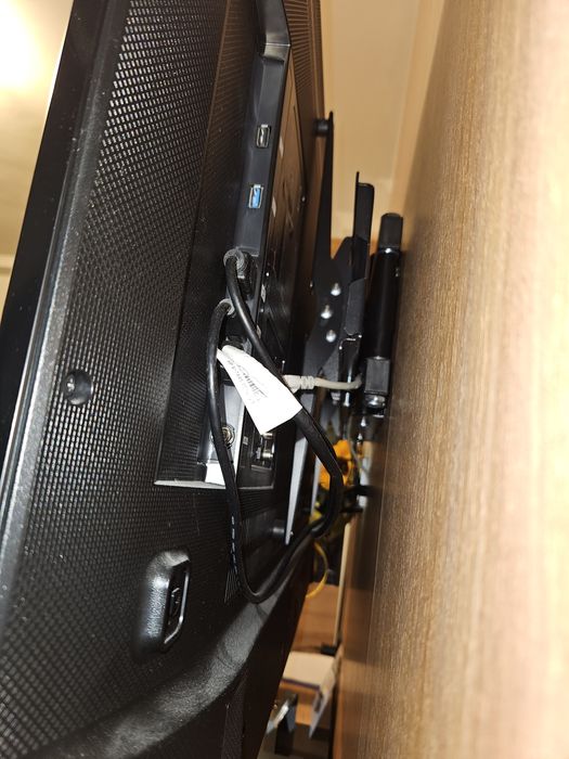 Телевизор Samsung LED 48" 48JU6000 + XIAOMI BOX 4K