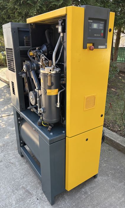 Винтов компресор Kaeser 7.5kw с ресивър 200lt и вграден сушител