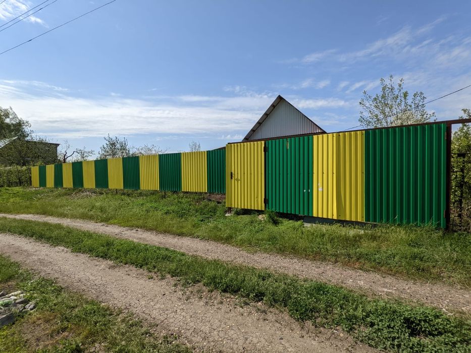 Продам дачу на берегу озера, 2-я дачная налево, общество Никель.