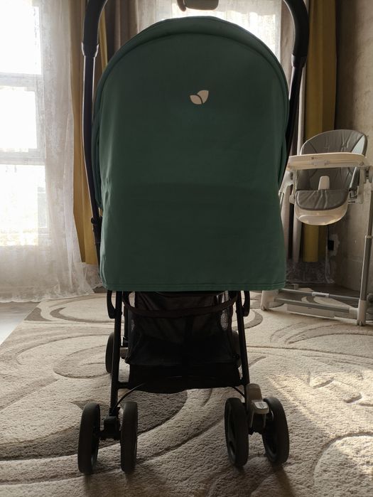 Продам коляску прогулочную