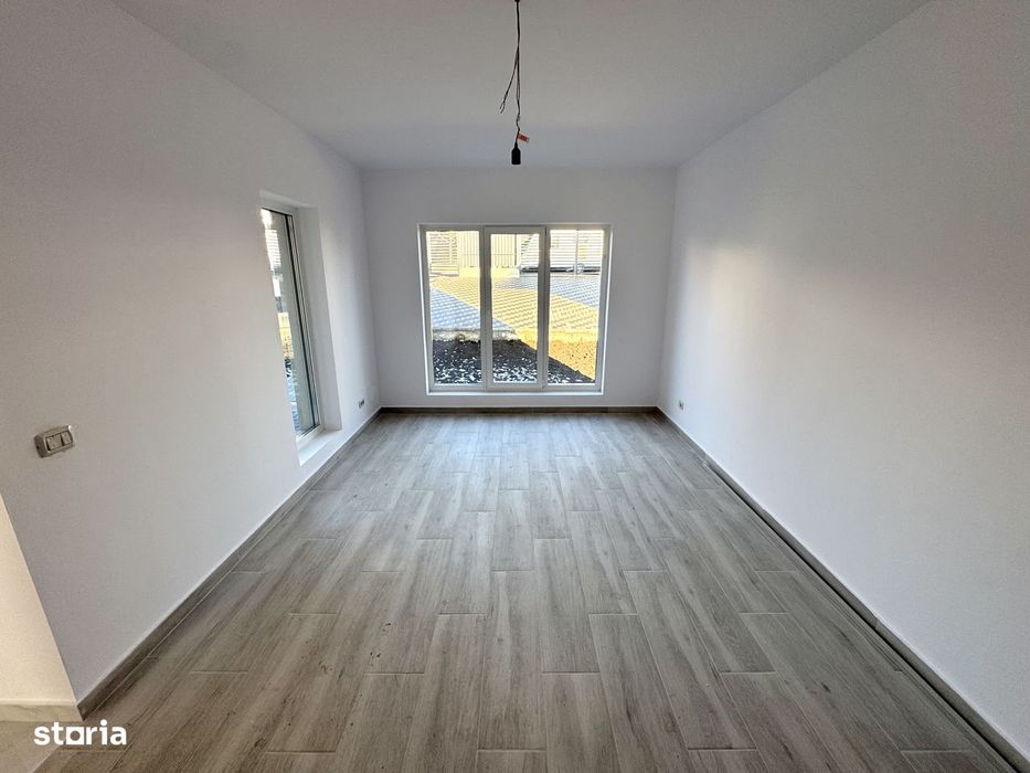 Pozitie buna! ASFALT! CANALIZARE! Vila 4 camere, Bucium-Lidl