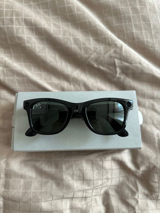Ray-Ban Meta Wayfarer (1st Generation) Smart Glasses