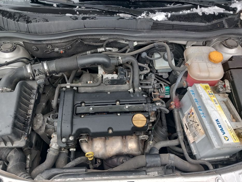 Opel Astra H 1.4- 90кс./2010/ - на части