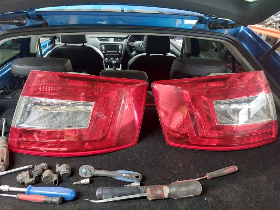 Stop stg/drp Octavia 3 berlina 2013-2017