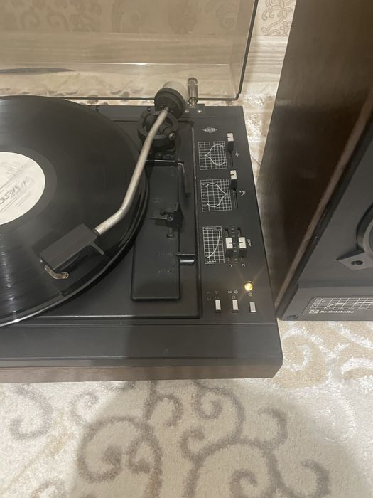 Продам проигрователь как новый