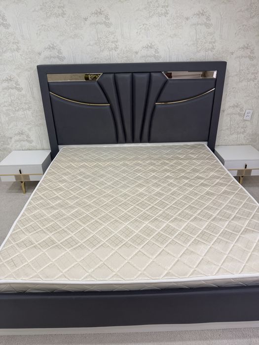 Спальный диван..