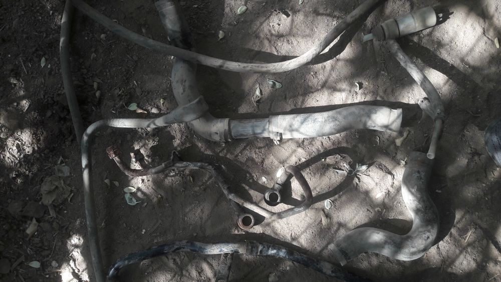 Продам трубки АУДИ С4 2.8