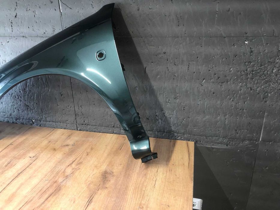 Aripa Fata Stanga Skoda Octavia 1 I An 1999-2007 (i9572 (Verde))