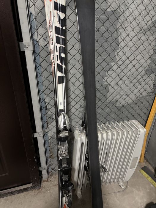 Лыжи горные Volkl 160 см