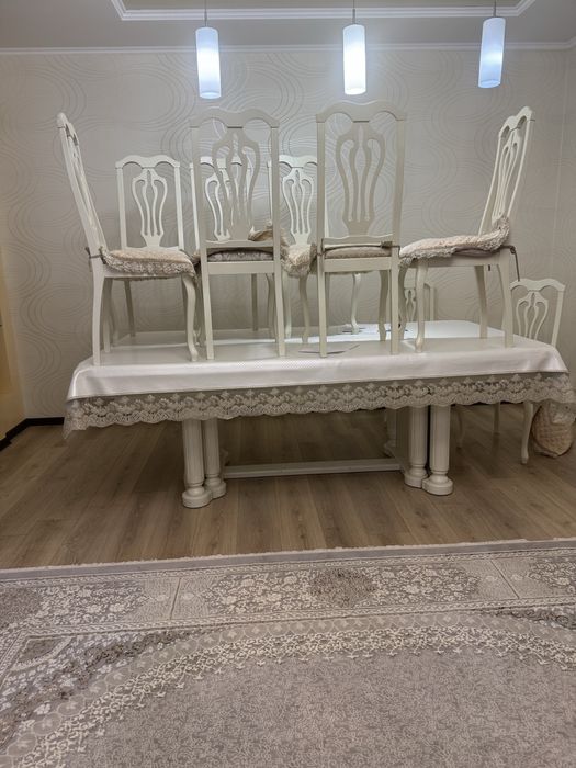 Продаи стол , стулья