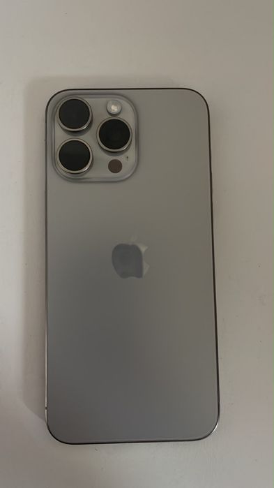 Apple 15 pro max 256 gb