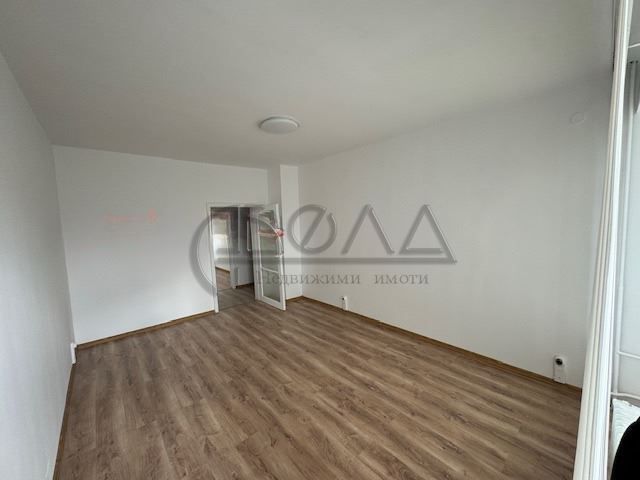 Продава се Двустаен апартамент в София, Свобода - 60 кв.м за 1817 €/кв.м - Снимка #1