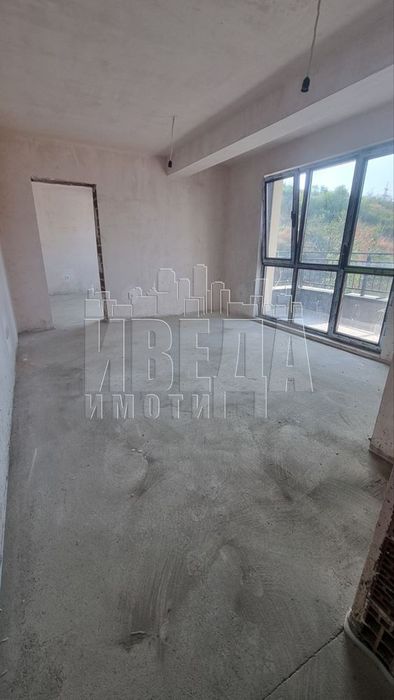 Продава се Двустаен апартамент в Варна, Възраждане 3 - 59 кв.м за 2119 €/кв.м - Снимка #4