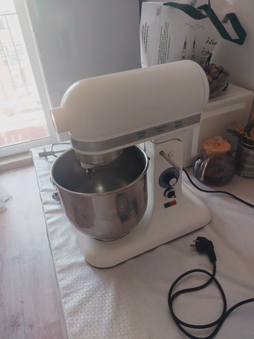 Срочно продам миксер