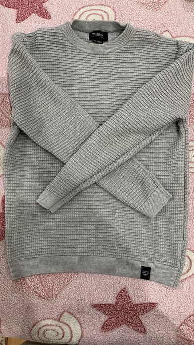 Мужская кофта классная. Бренд PULL & BEAR