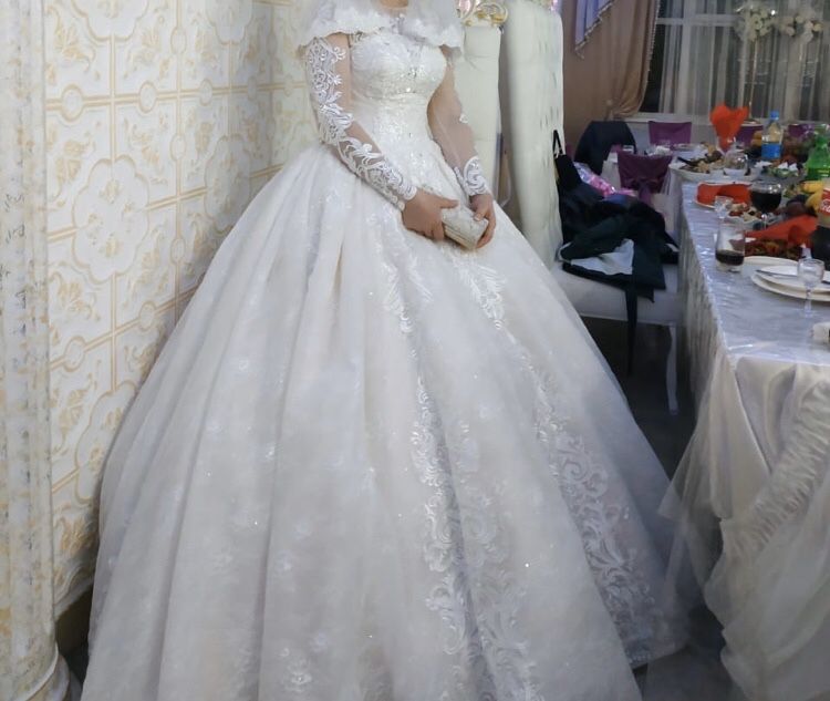 Платье свадебное