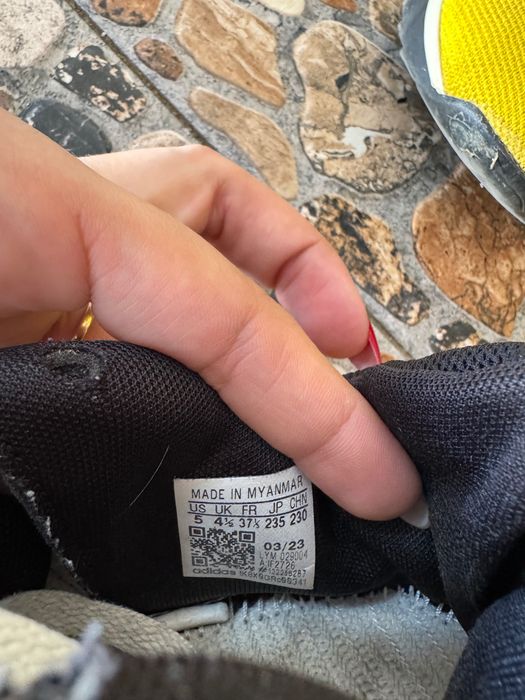 Маратонки ADIDAS Nike за малки и големи на добра цена