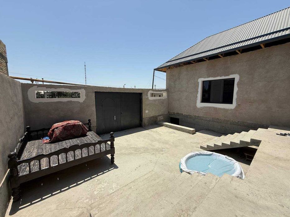 TAYYOR 3 SOTIQ hovli sotiladi