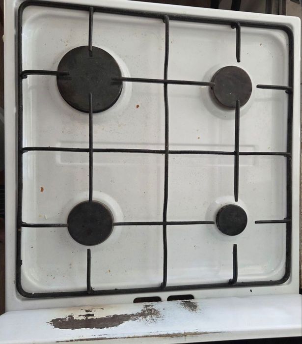 Продам газовую плиту
