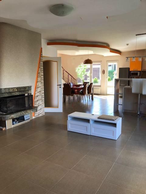 Дава се под наем Къща в София, Симеоново - 270 кв.м за 2450 € - Снимка #1