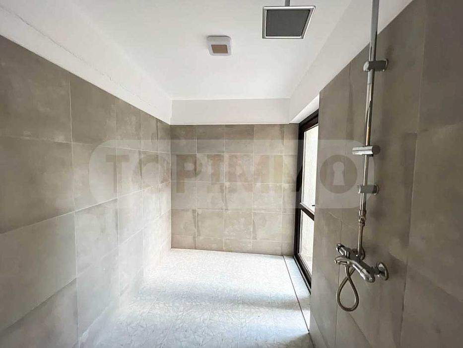 Продава се Къща в Варна, м-т Траката - 282 кв.м за 3032 €/кв.м - Снимка #17