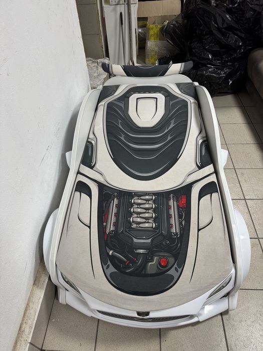 Кровать-машина детская