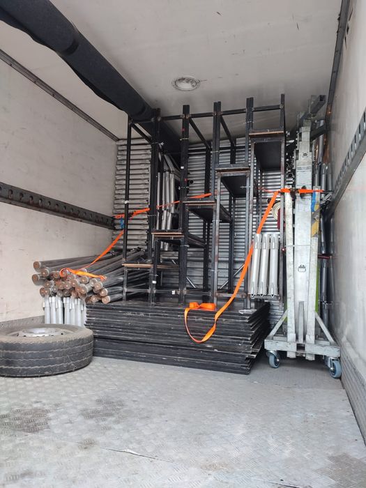 Vând Towerlift-uri profesionale – stare foarte bună