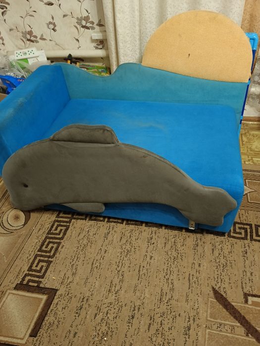 Продам детский диван