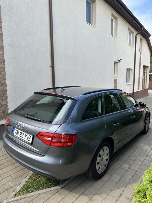 VÂND AUDI A4 B8 FACELIFT 2013 – 2.0 TDI 142 CP – AUTOMAT - 320.000 KM