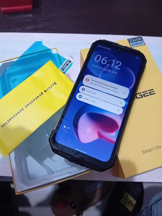 Smartphone DOOGEE S110 NOU super rezistent