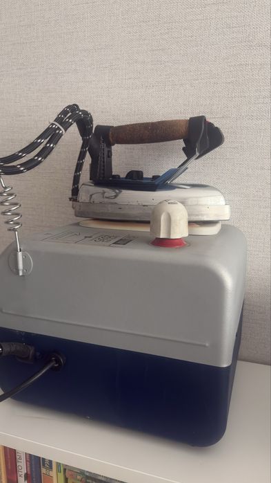 Промышленный утюг с парагенератором