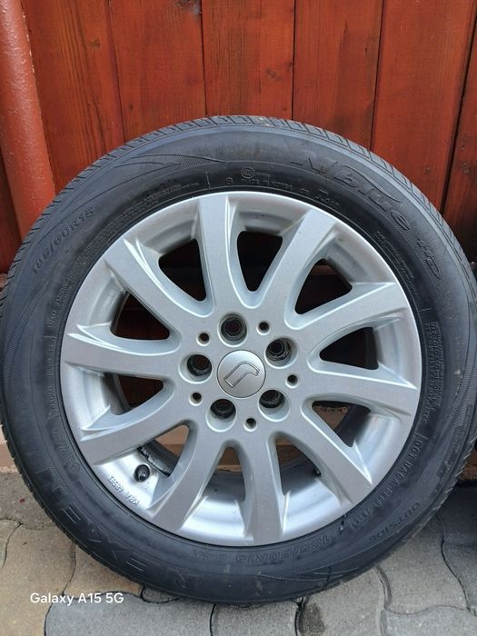 Cauciucuri Pirelli de iarna 4 buc 195/55/R16 si Nexen 185/60/R15
