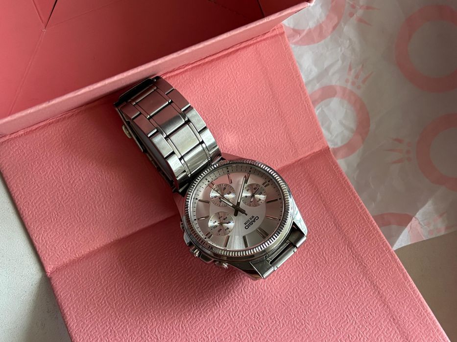 Часы Casio Enticer